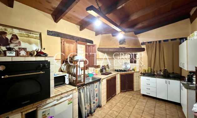 Resale - Villa -
Pinoso - Pinoso Centro