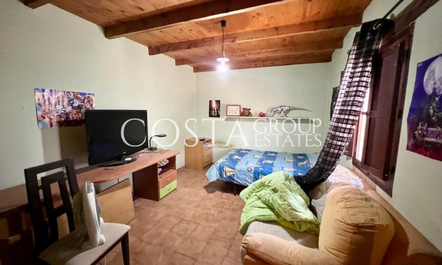 Resale - Villa -
Pinoso - Pinoso Centro