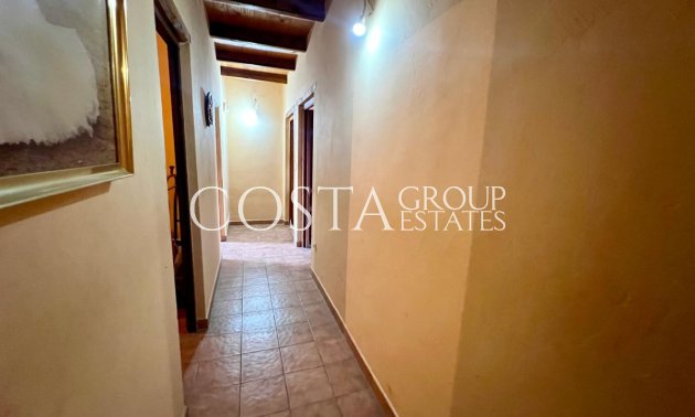 Resale - Villa -
Pinoso - Pinoso Centro