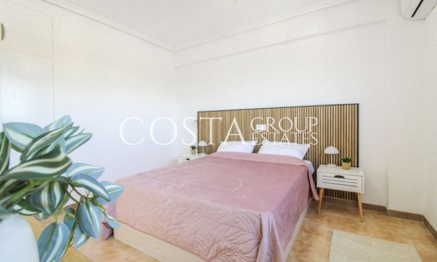 Odsprzedaż - Apartments -
Orihuela Costa - Punta Prima