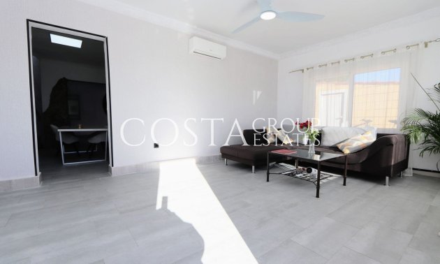Resale - Villa -
Rojales - Ciudad Quesada