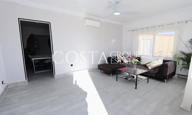 Resale - Villa -
Rojales - Ciudad Quesada