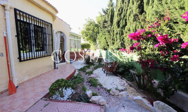Resale - Villa -
Rojales - Ciudad Quesada
