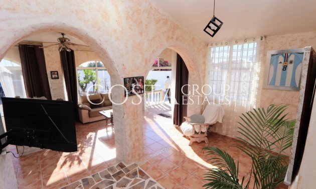 Resale - Villa -
Rojales - Ciudad Quesada