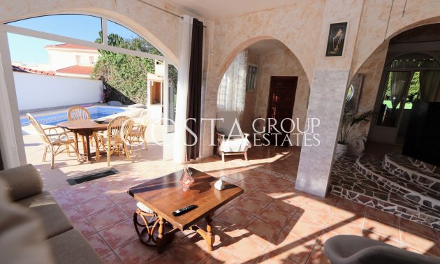 Resale - Villa -
Rojales - Ciudad Quesada