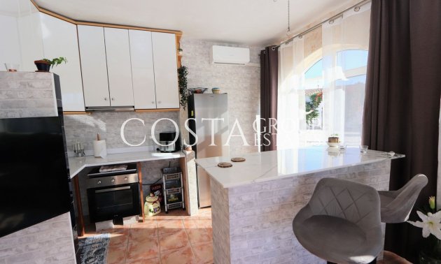 Resale - Villa -
Rojales - Ciudad Quesada