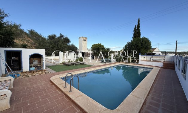 Odsprzedaż - Willa -
Pilar de la Horadada - Pinar de Campoverde