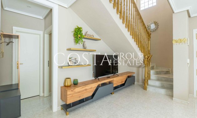 Resale - Villa -
Orihuela Costa - Punta Prima