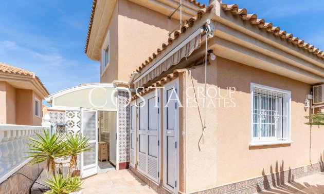 Resale - Villa -
Orihuela Costa - Punta Prima
