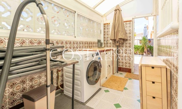 Resale - Villa -
Orihuela Costa - Punta Prima