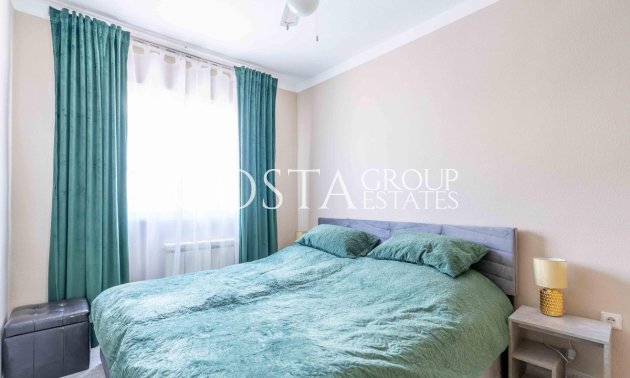 Resale - Villa -
Orihuela Costa - Punta Prima