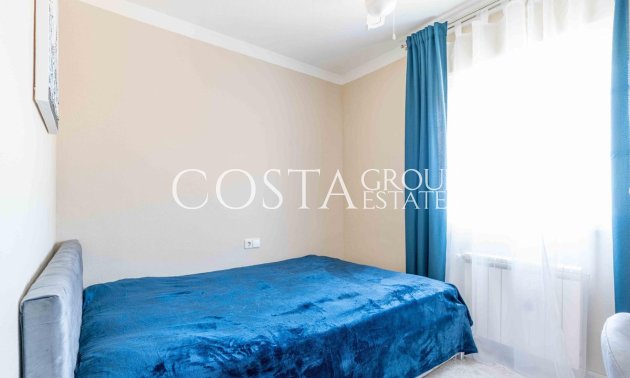 Resale - Villa -
Orihuela Costa - Punta Prima