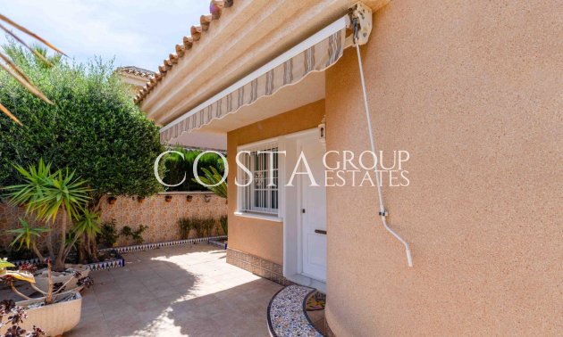 Resale - Villa -
Orihuela Costa - Punta Prima
