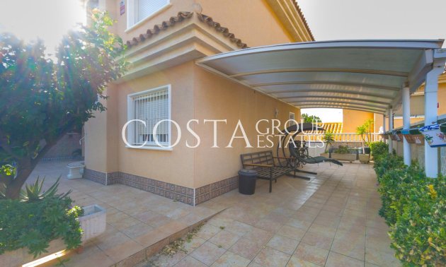 Resale - Villa -
Orihuela Costa - Punta Prima