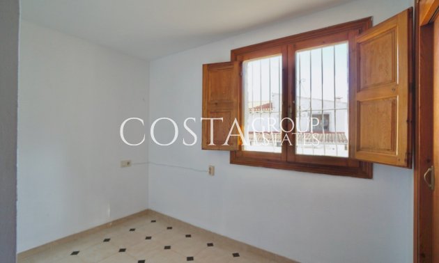 Resale - Villa -
Benissa