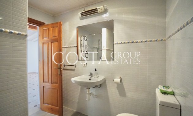 Resale - Villa -
Benissa