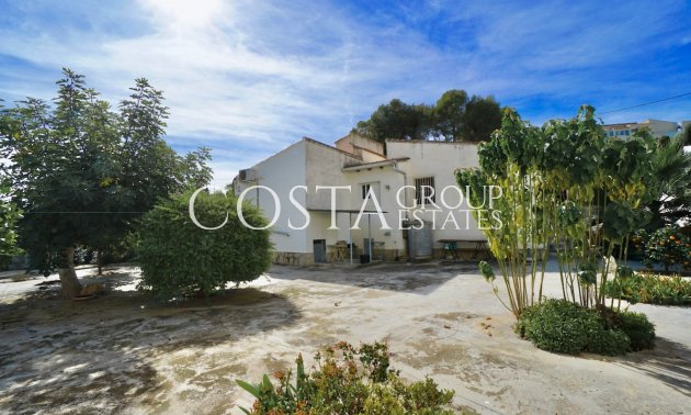 Resale - Villa -
Benissa