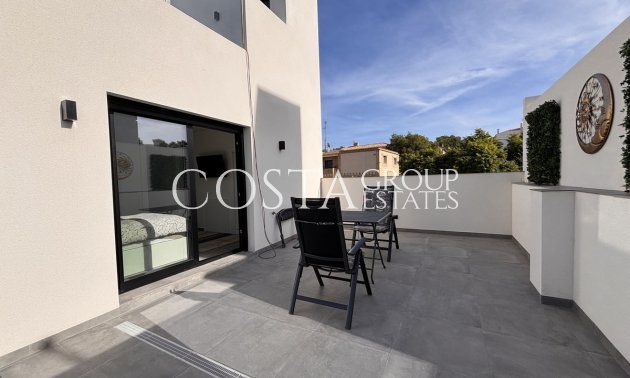 Resale - Villa -
Orihuela Costa - Villamartin