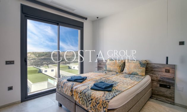 Resale - Villa -
Rojales - Ciudad Quesada