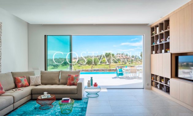 Odsprzedaż - Willa -
Orihuela Costa - Las Colinas Golf