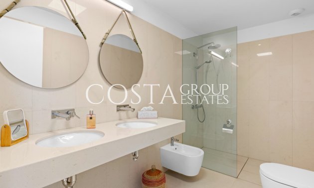 Resale - Apartments -
Torrevieja - Playa del Cura