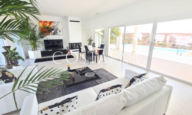 Resale - Villa -
San Fulgencio - La Marina