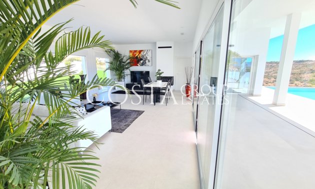 Resale - Villa -
San Fulgencio - La Marina