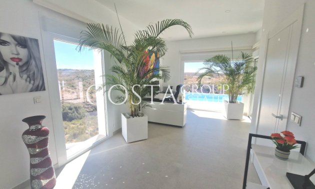 Resale - Villa -
San Fulgencio - La Marina