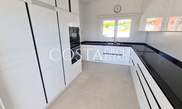 Resale - Villa -
San Fulgencio - La Marina