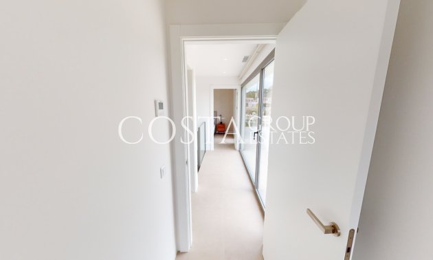 Resale - Villa -
Orihuela Costa - Las Colinas Golf