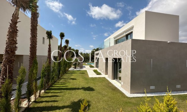 Resale - Villa -
Orihuela Costa - Las Colinas Golf