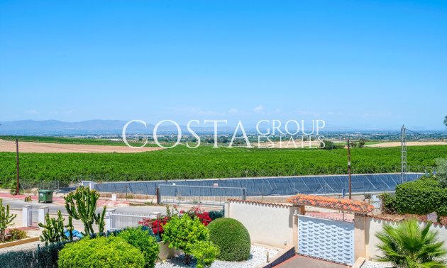 Odsprzedaż - Willa -
Algorfa