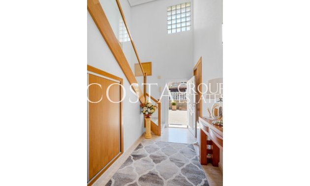 Odsprzedaż - Willa -
Algorfa