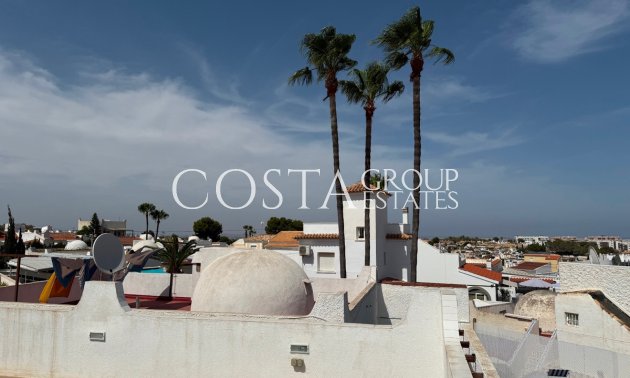 Odsprzedaż - Willa -
Orihuela Costa - Villamartin