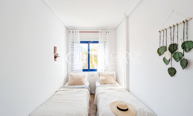 Resale - Apartments -
Orihuela Costa - Cabo Roig