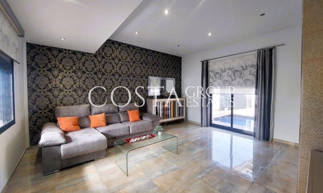 Resale - Villa -
Pilar de la Horadada - Torre De La Horadada