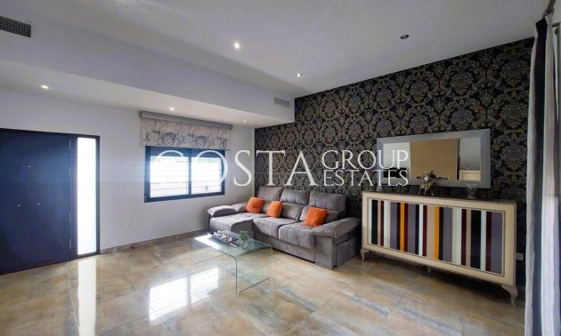 Resale - Villa -
Pilar de la Horadada - Torre De La Horadada