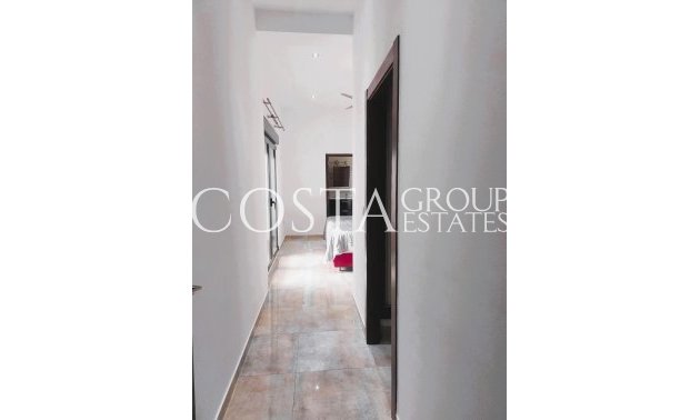 Resale - Villa -
Pilar de la Horadada - Torre De La Horadada