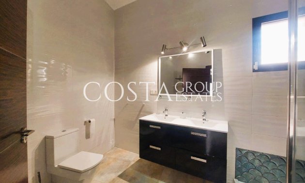 Resale - Villa -
Pilar de la Horadada - Torre De La Horadada