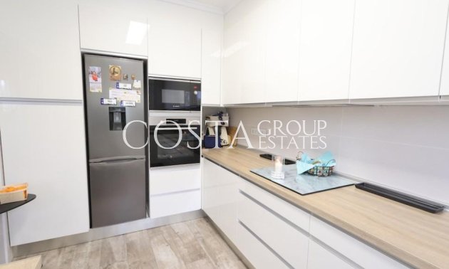 Resale - Villa -
San Miguel de Salinas - San Miguel de Salinas Centro