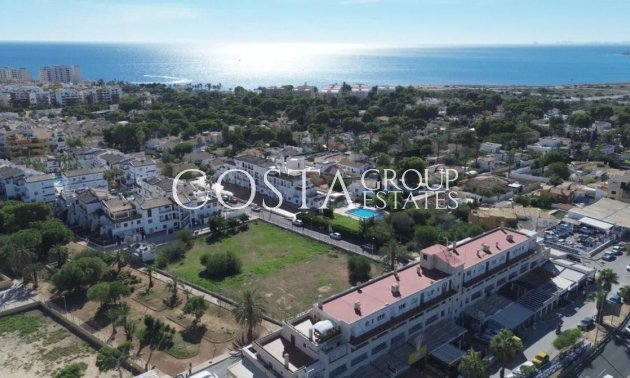 Resale - Apartments -
Torrevieja