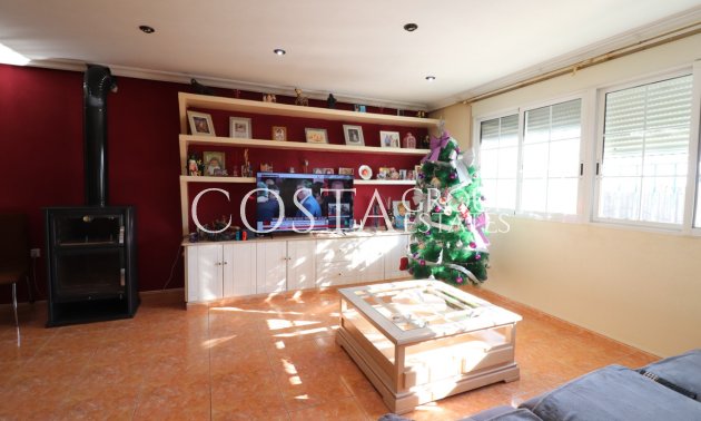 Resale - Villa -
Almoradí - El Saladar