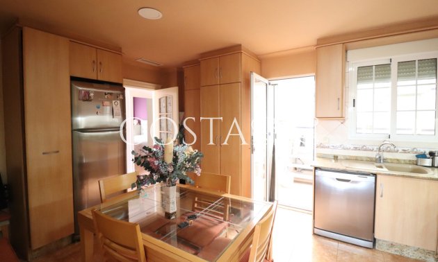 Resale - Villa -
Almoradí - El Saladar
