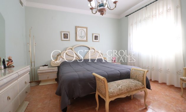 Resale - Villa -
Almoradí - El Saladar