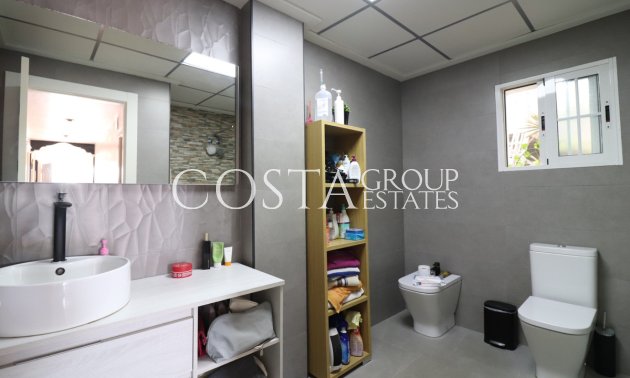 Resale - Villa -
Almoradí - El Saladar