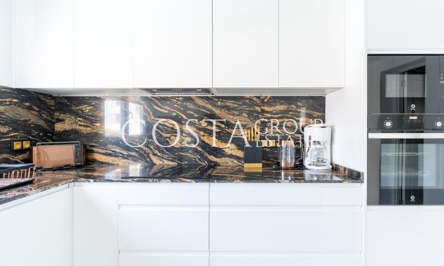 Resale - House -
Orihuela Costa - Punta Prima