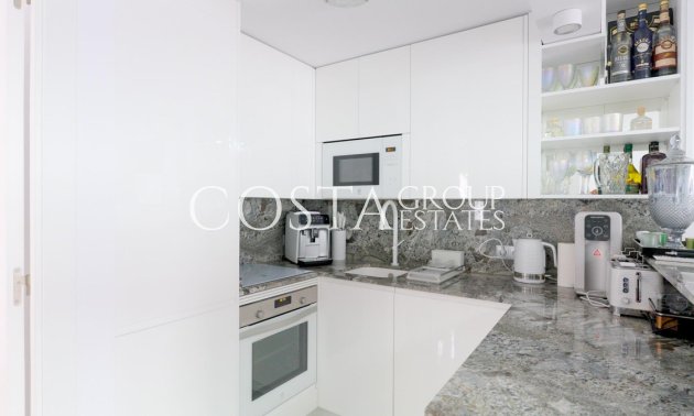 Resale - House -
Orihuela Costa - Punta Prima