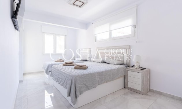 Resale - House -
Orihuela Costa - Punta Prima