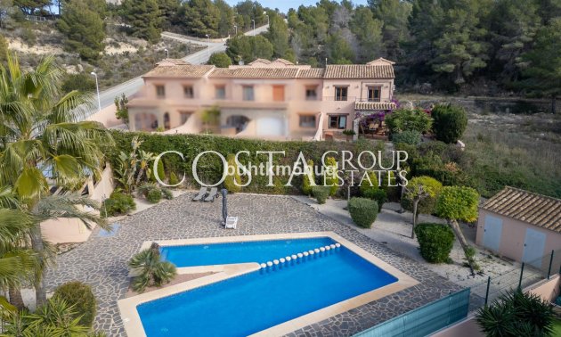 Odsprzedaż - Willa -
Calpe - Calpe Centro