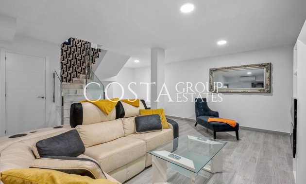 Odsprzedaż - Willa -
Orihuela Costa